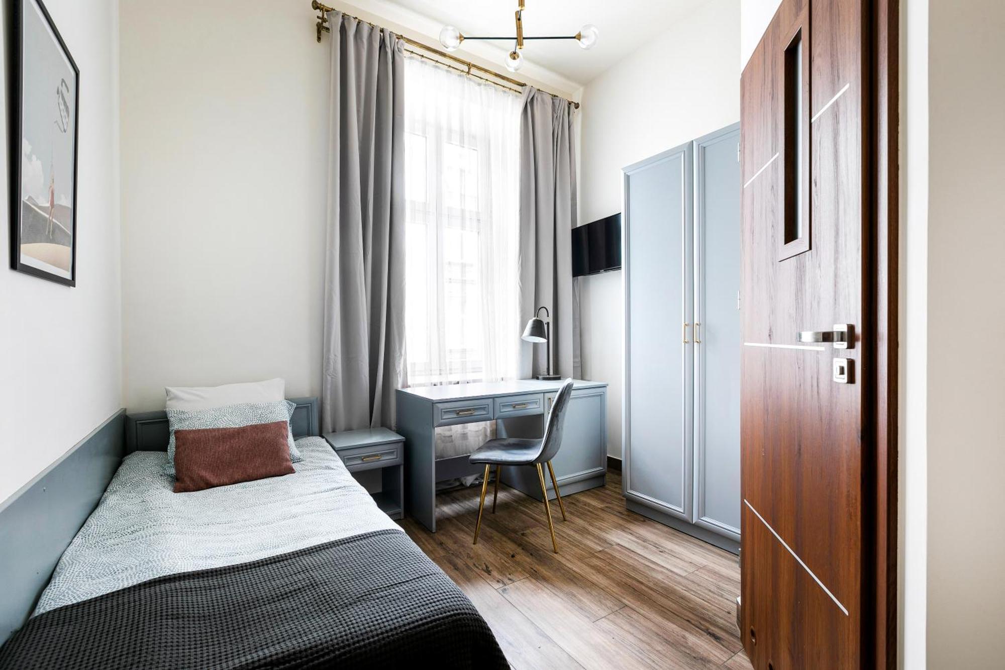 Cracow Heart - 19th-century Tenement House Of Stanislaw Wyspianski *